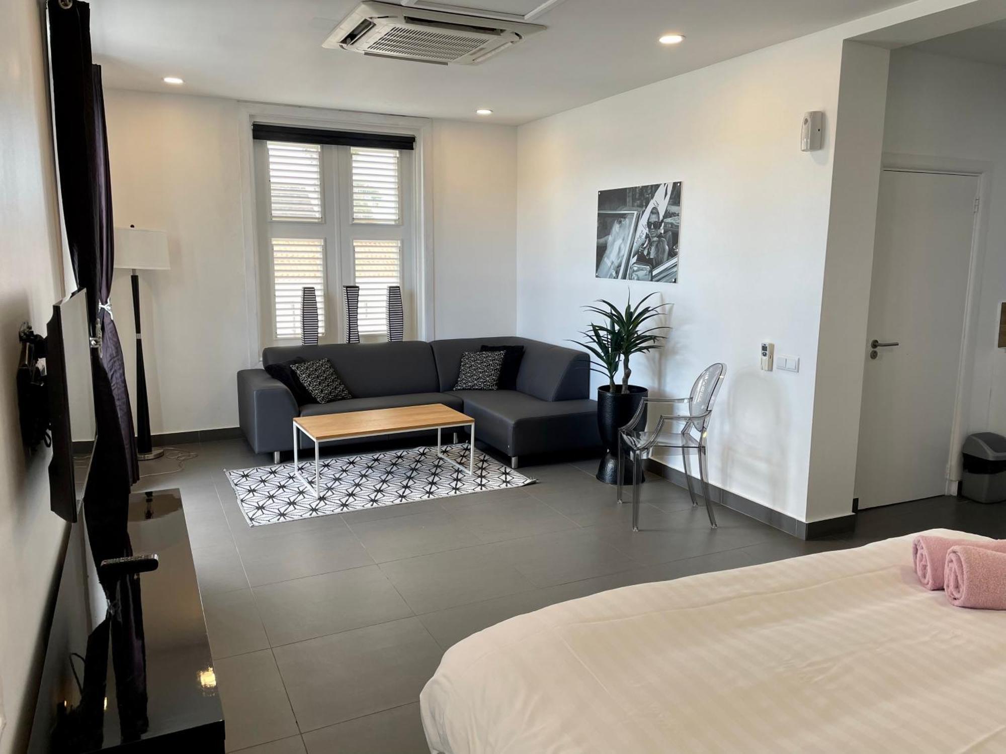 Saint Tropez Boutique Hotel วิลเลมสตัด ห้อง รูปภาพ